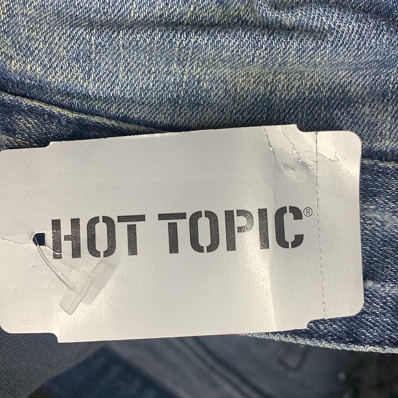 Rude brand vintage wash blue skinny jeans. Size 30 x 32 NWT - Picture 5 of 9